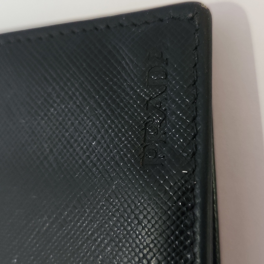 Prada Black Wallet - Picture 2 of 14